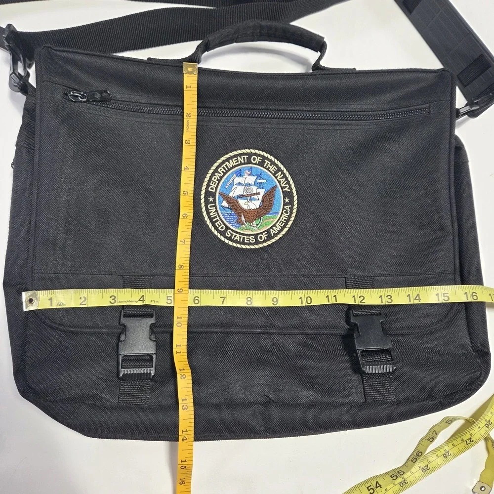 United States Navy Issue. USN Messenger Bag Laptop Bag with Carry Handle. Nylon,